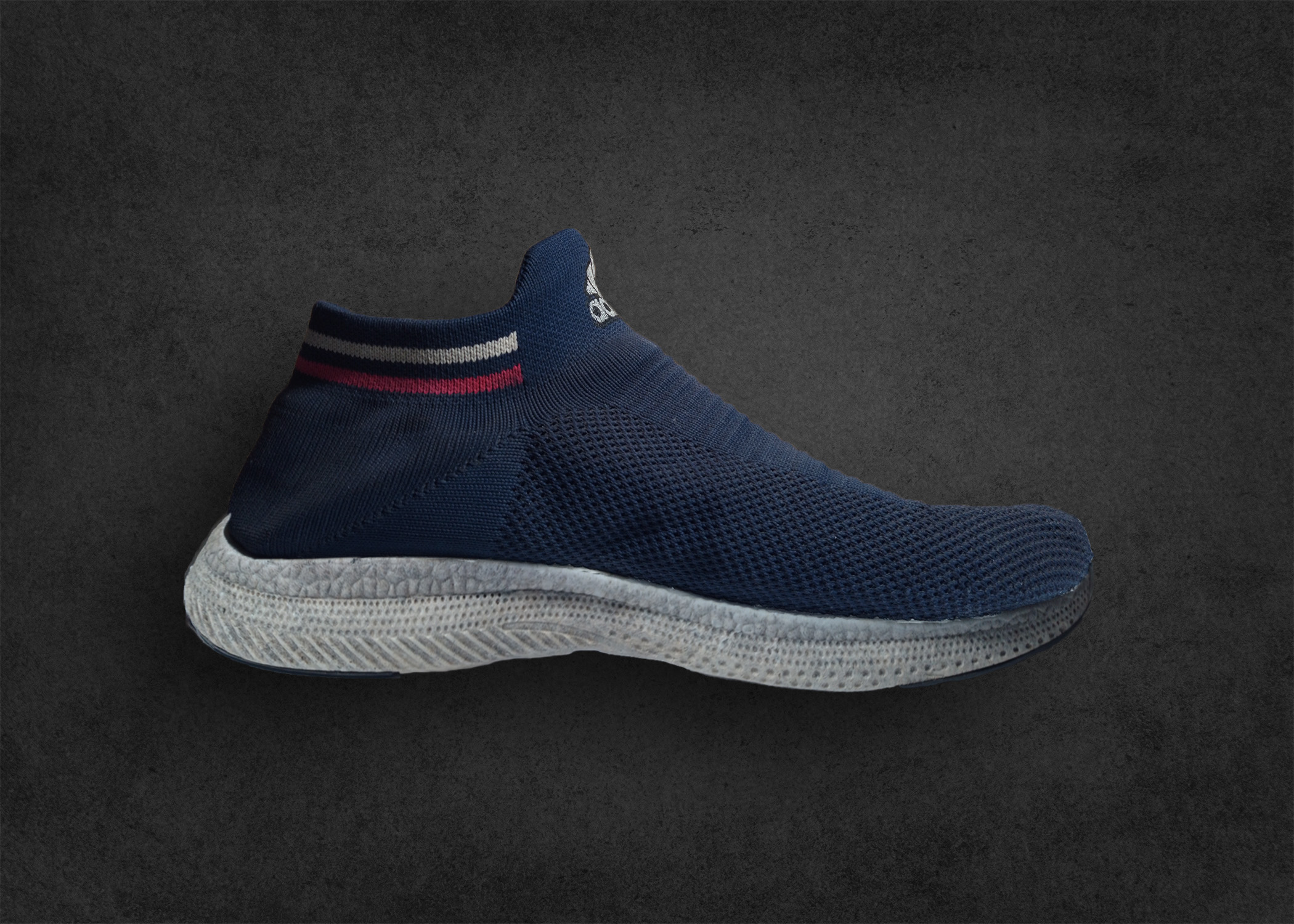 Shella-Laundry-shoes-re-paint-before
